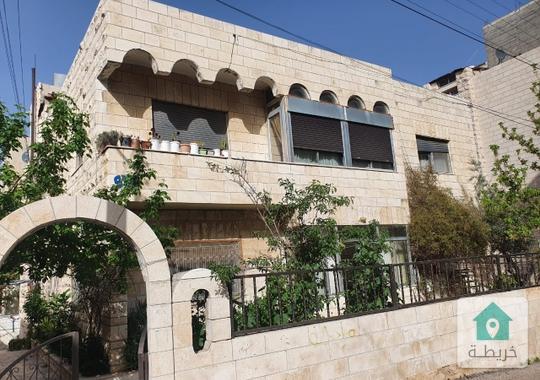 عمارة في جبل الحسين للبيع بسعر مميز جداً