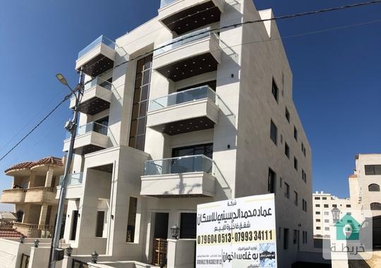 شقه للبيع في اجمل وارقى مناطق البنيات