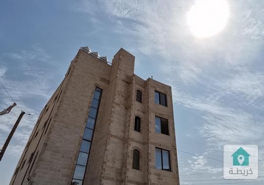 عمارة في شفا بدران بالقرب من جامعة العلوم التطبيقية للبيع او للبدل