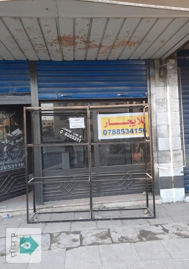 محلات تجارية للإيجار الزرقاءالجديده ش١٦ 