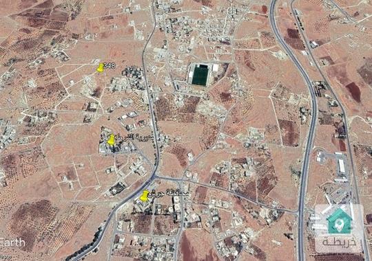 قطعة ارض للبيع في جرش الشواهد اسكان الصيادله على شارعين قريبه من مبنى محافظة جرش 