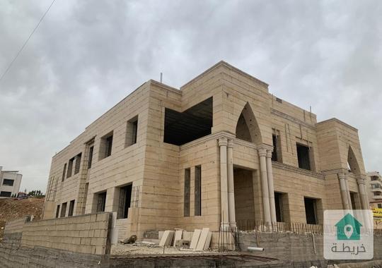 فيلا متلاصقة عدد 2 عظم  معفية من رسوم التنازل للبيع في خلدا