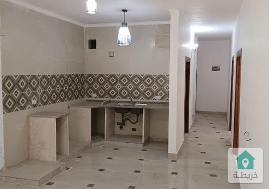 عمارة استثمارية تحتوي على 8 شقق للبيع في منطقة ام نوارة 