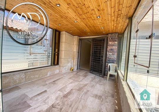 شقة ارضية فارغة للايجار خلدا مساحة 200م مع ترس 50م تشطيب سوبر ديلوكس  