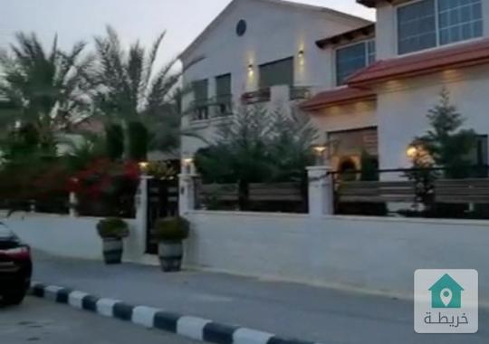 فيلا مميزه جدا للبيع في كمباوند فلل الأندلسية 