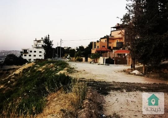 قطع ارض للبيع ذات اطلالة فخمة جدا مدخل خاص من مالك مباشرة