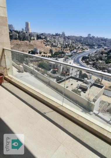 شقه فارغة في عبدون للايجار سنوي 