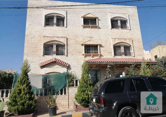 عمارة ثلاثة طوابق تضم خمسة شقق للبيع في حي الاندلس منطقة العلكومية