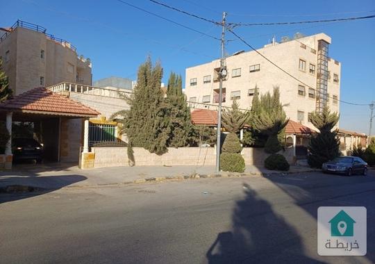 فيلا للبيع في جبل الزهور من المالك مباشرة 