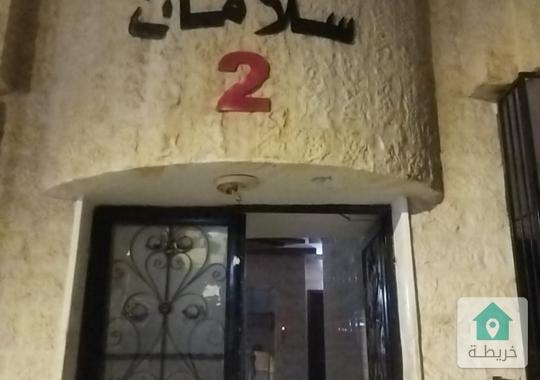 شقة للبيع في اربد مساحة البناء 80م 