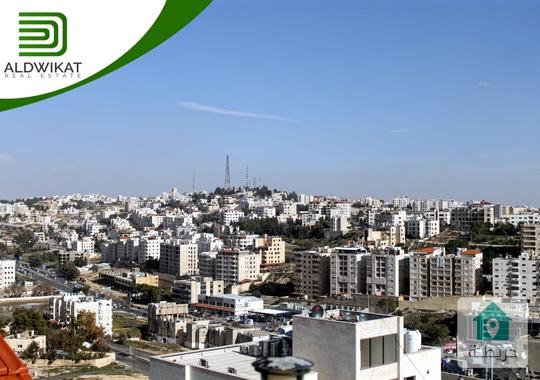 أرض تجارية للبيع في اللويبدة بمساحة 1842 م