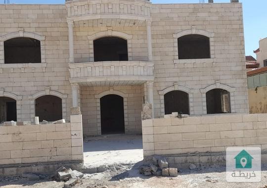 بيت مستقل طابقين للبيع من المالك مباشرة 