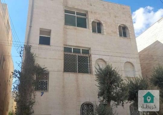 عماره لقطه للبيع بسعر شقه من المالك في موقع مميز و مخدوم  في أبو  نصير  بالقرب من صحارى مول و شونير 