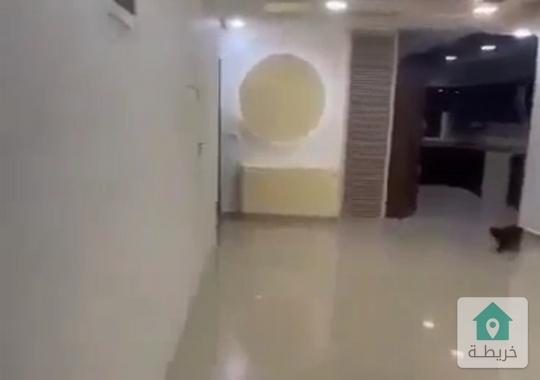 شقه للبيع تسويه مفرغه ١٥٠م مع ساحه ٢٠٠م