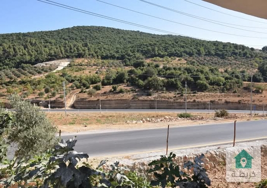 الاردن محافظة عجلون ما بين منطقة عبين ومنطقة عين جنا