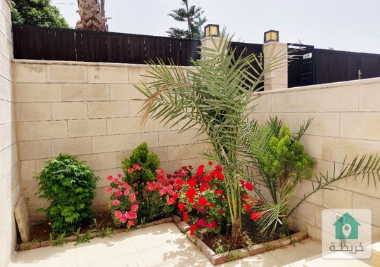 شقه ارضيه فاخره للبيع في الجبيهه خلف الدوريات الخارجيه 175 م