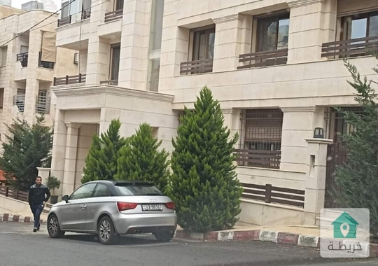 شقة مفروشه للايجار طابق ثاني بجانب المدارس الكنديه دوار جونيا في دير غبار 