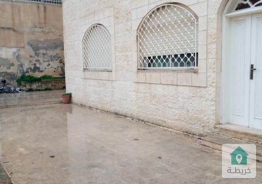 شقه ارضيه للبيع في ضاحية الرشيد