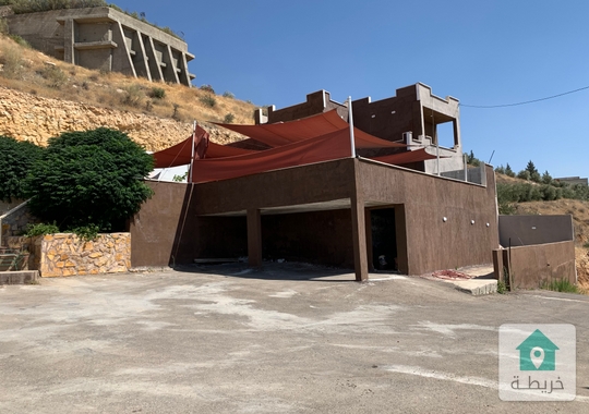 شاليه فخم واسع على مطل عالي للبيع بسعر مميز 