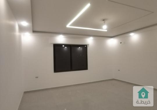شقة للبيع في البنيات قرب شارع الحريه ومدارس الحصاد بسعر مغري 
