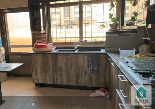 🏡 شقة في مرج الحمام📍 الطابق الأرضي | المساحة: 149م²تفاصيل الشقة:	•	ترس أمامي صغير يتصل بباب حديدمن
