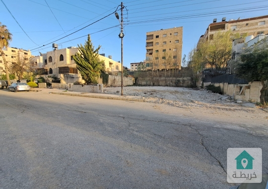 قطعه ارض مميزه لبناء فيلا 875م سكن ب شارع 20م عاليه ومطله