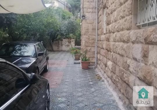 شقة أرضية في أجمل منطقة بجبل الويبدة