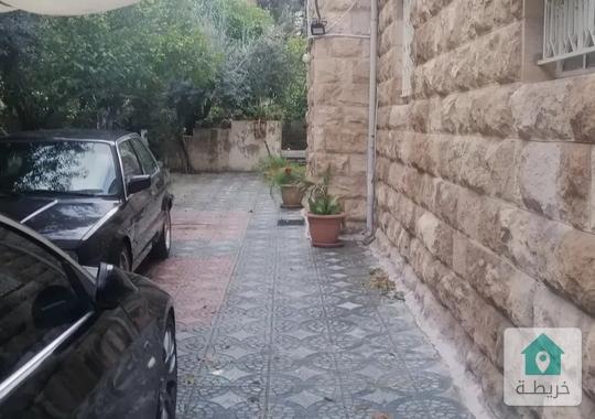 شقة أرضية في أجمل منطقة بجبل الويبدة