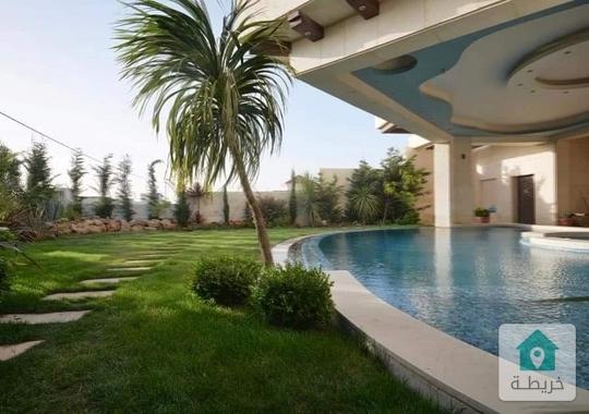 فيلا  للبيع على أعلى مستوى تشطيب في الأردن وفي أرقى حي في الظهير بإطلالة بانورامية جميلة جدا