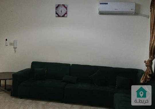 شقه للبيع طابق أول في الجبيهه حي الريان خلف فندق العطاس وقرب كازية اللوزي 