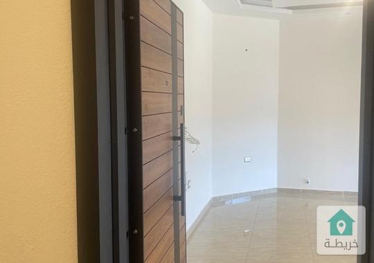 شقة سكنية فارغة للبيع في البنيات مساحتها 122 م طابق أول