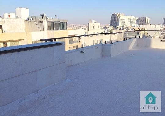 شقة مميزة للبيع ام اذينة اخير مع رووف 