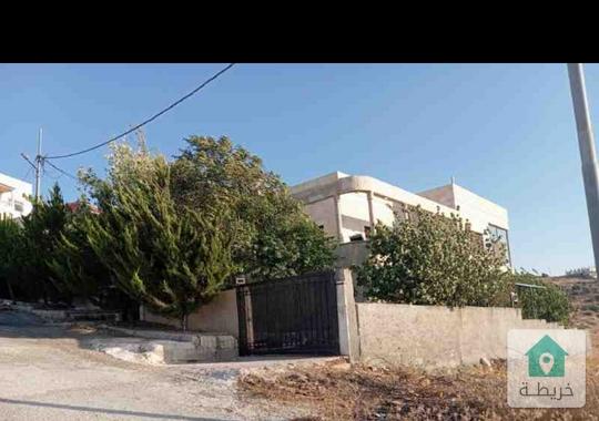 رجم الشوك حي عيون الذيب يبعد عن الجامعه التطبيقية 5 كيلو