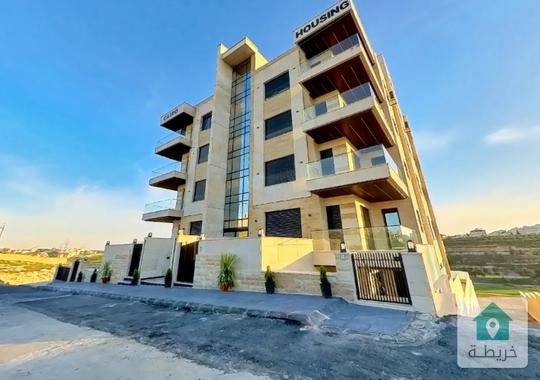 شقة للبيع في طريق المطار 210 متر طابق ارضي