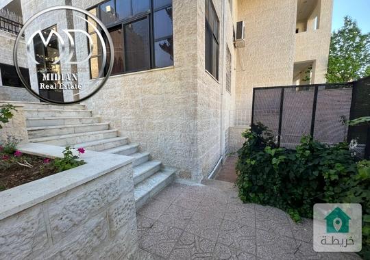 شقة ارضية طابقية مفروشة للايجار ام السماق مساحة 225م مع حديقة 150م تشطيب سوبر ديلوكس بسعر مميز  