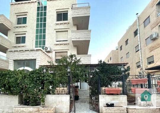 منزل بتقسيم مميز رائع للعائلات الحميمة