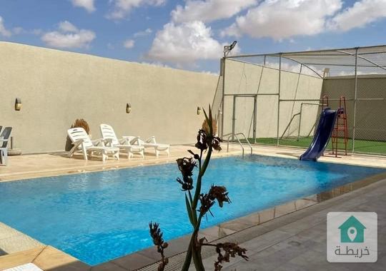 شاليه للبيع بسعر مغري بالقرب من المطار 