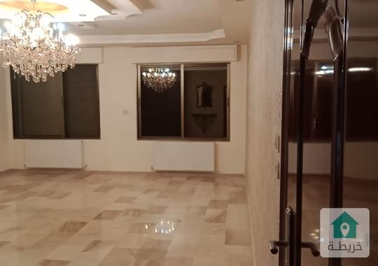 شقه فاخرة طابق ثالث مع روف في مرج الحمام حي الظهير خلف مدارس الراهبات 4 نوم 2 منهم ماستر + الروف 