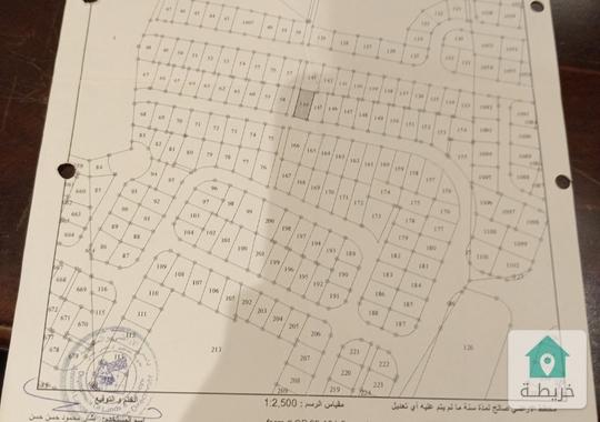ارض للبيع في جبل الزهور مساحتها ٦١٨م واجه ٣٣ م سكن ج تصلح لأصحاب الاسكانات 