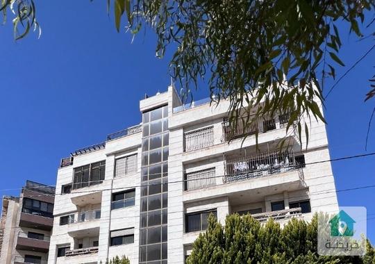 شقة للبيع ٣٢٥متر اخير مع روف دوبلكس ضاحية النخيل خلف مطاعم قرية النخيل وخلف بنك الاتحاد ١٧٠ آلف 