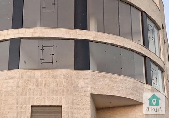 مكاتب تجارية بمساحات مختلفة للايجار 