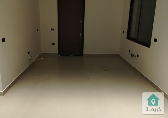 شقة مميزة للبيع دير غبار اخير مع رووف 