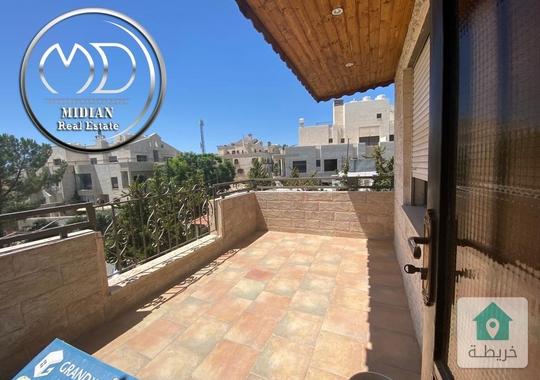 رووف للبيع عبدون مساحة 150م تشطيبات و ديكورات سوبر ديلوكس اطلالة جميلة يصلح للاستثمار بسعر مميز