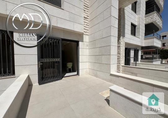 شقة ارضية جديدة للبيع ضاحية النخيل مساحة 175م مع ترس 20م تشطيبات و ديكورات فاخرة بسعر مميز جدا