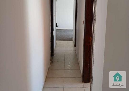 شقة فارغة للايجار في ضاحية الرشيد 