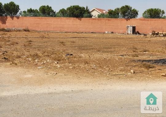 قطعة أرض سكني منطقة فلل حديثة مميزة في منطقة البويضة- ناعور  للبيع من المالك مباشرة 