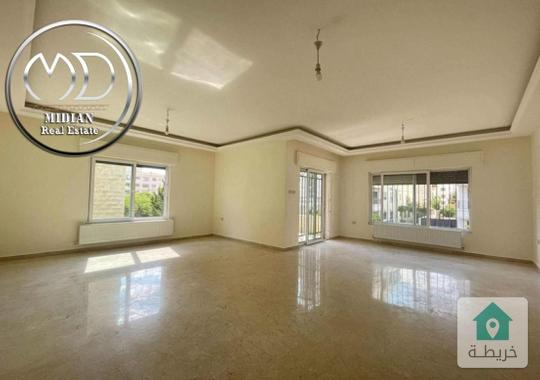 شقة للبيع ضاحية النخيل مساحة 210م طابق اول تشطيبات سوبر ديلوكس اطلالة جميلة بسعر مميز جدا