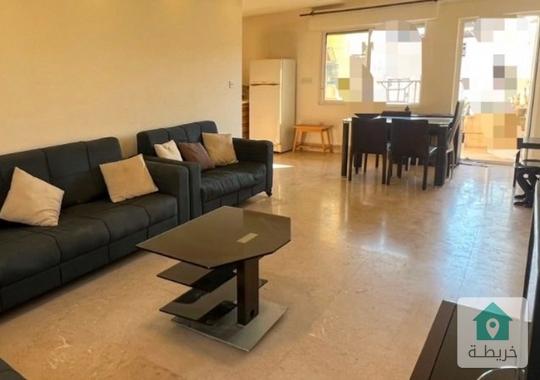 للبيع شقة بالسابع تصلح للسكن او الاستثمار 