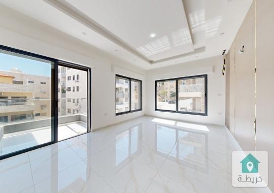 للبيع بسعر مغري جدا شقةدوبلكس طابق تالت مع روف في أجمل مواقع الجبيهة ضاحية الرشيد  إطلاله بانوراما م