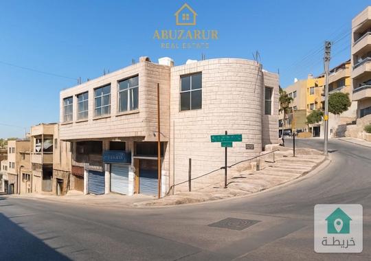 مجمع تجاري بنصف السعر لمغتنمين الفرص